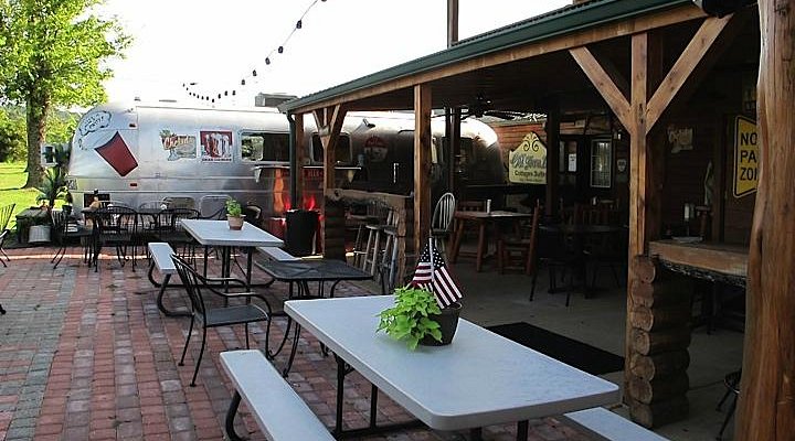 The Backyard Bar and Grill